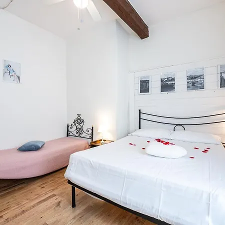 Apartament Student's Apartment-simple&basic In The Center Of Florencja